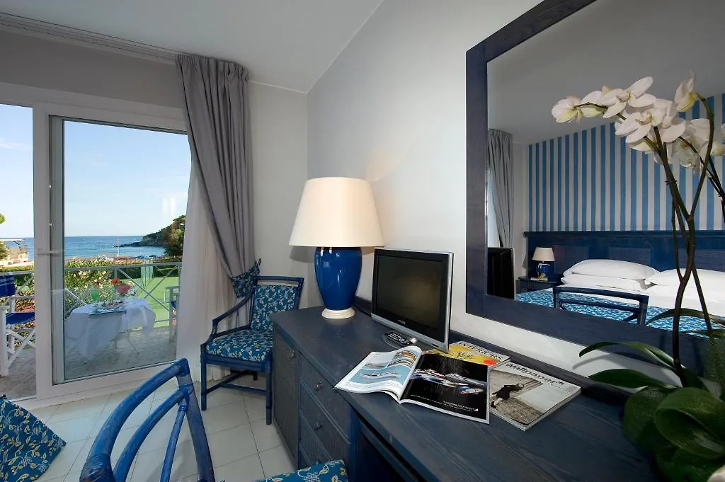 Hotel Desiree Procchio  4*, Procchio (Isola d'Elba)