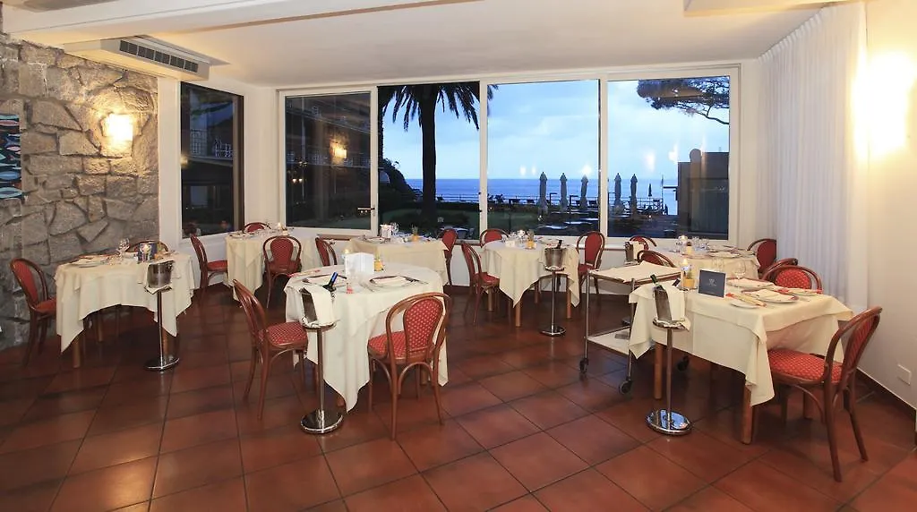Hotel Desiree Procchio